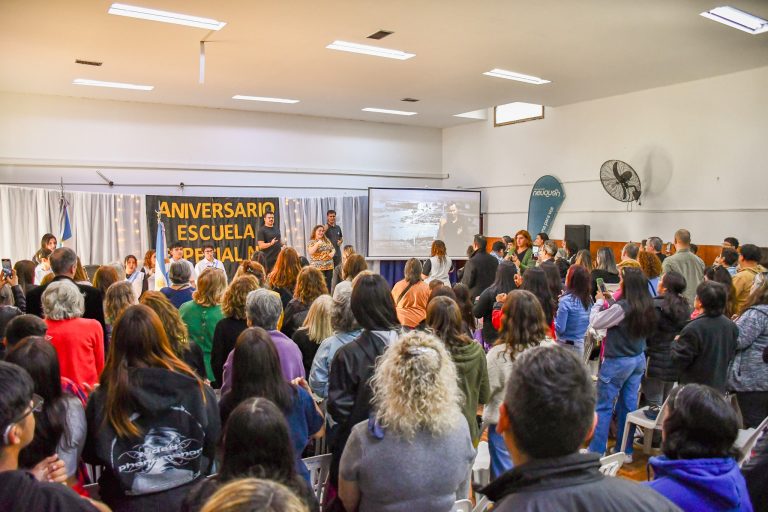 26-05 50 aniversario Escuela Especial N° 3 (16)