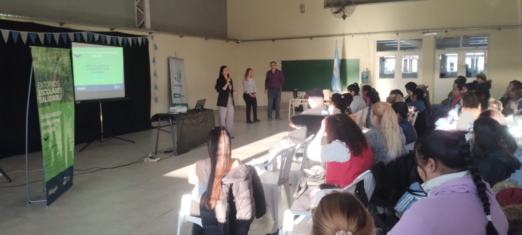 capacitación de auxiliares de servicio en Nqn (3)