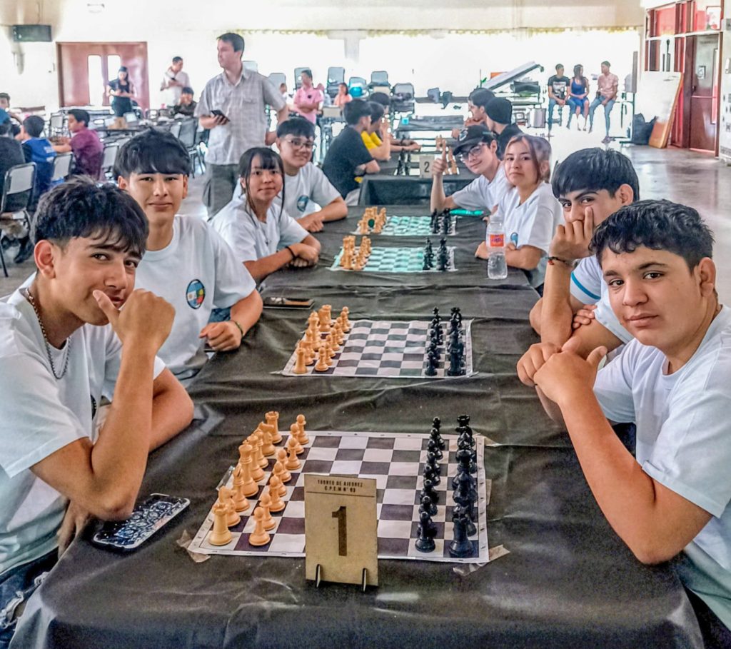 Ajedrez Taquimilan 1-2