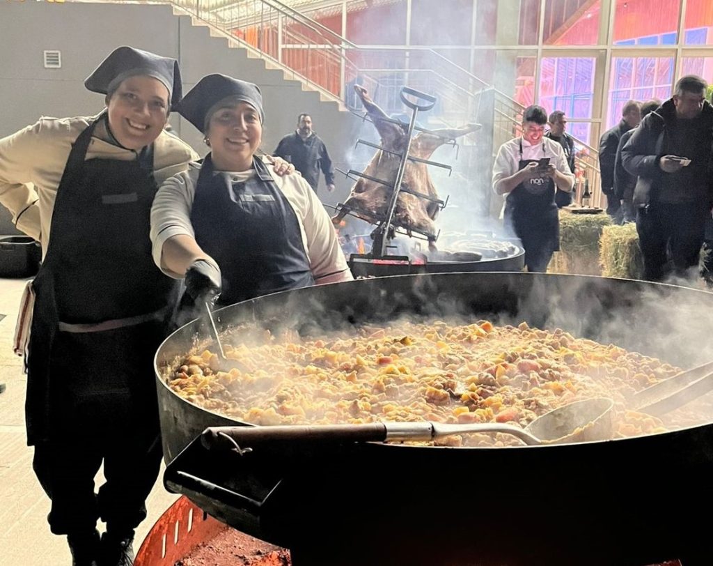Estudiantes de gastronomía participaron activamente de Patagonia del Vino