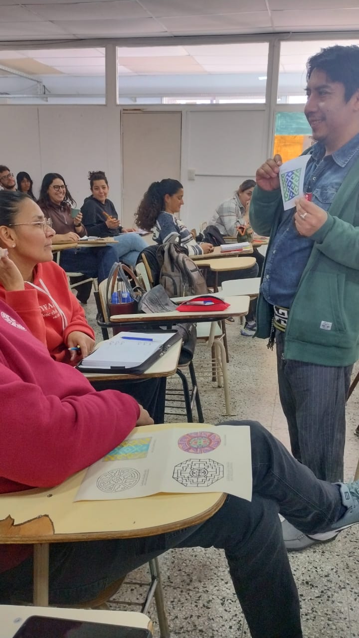 Docentes de secundaria se capacitan en interculturalidad