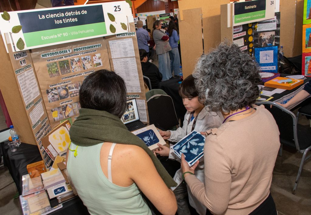 02-09-20250- NQN_ FERIA DE CIENCIAS (16) - copia