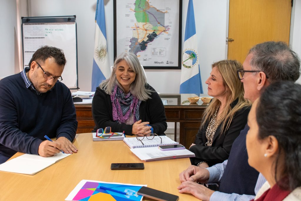 23-09 - CPE_ Reunion corrdinacion en entornos saludables- Glenda Temi (5)