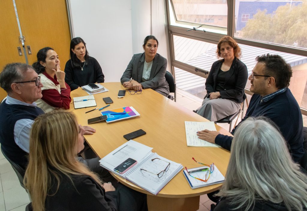 23-09 - CPE_ Reunion corrdinacion en entornos saludables- Glenda Temi (8)