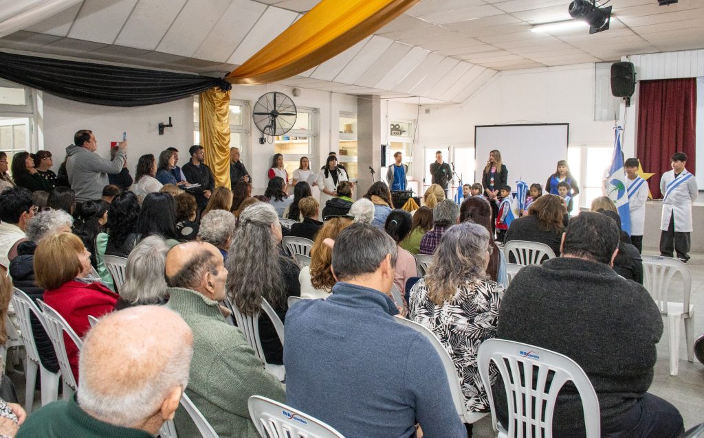 NQN- Escuela N° 101 cumple 100 años (3)