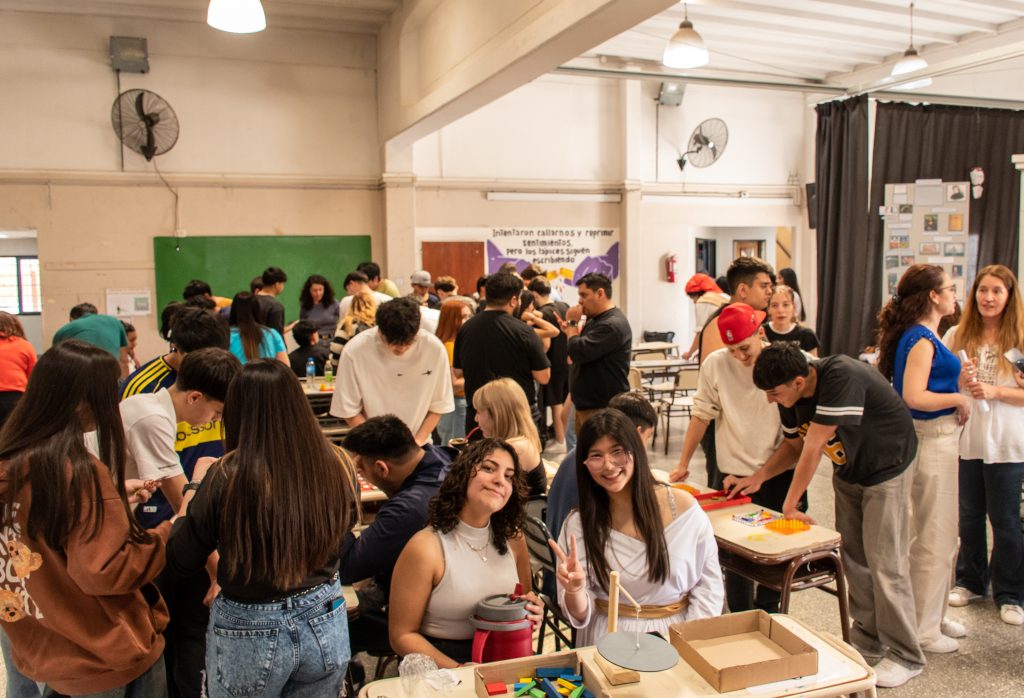 01-10 - NQN - Jornadas de Matematicas esc. sec CPEM N° 47 (6)