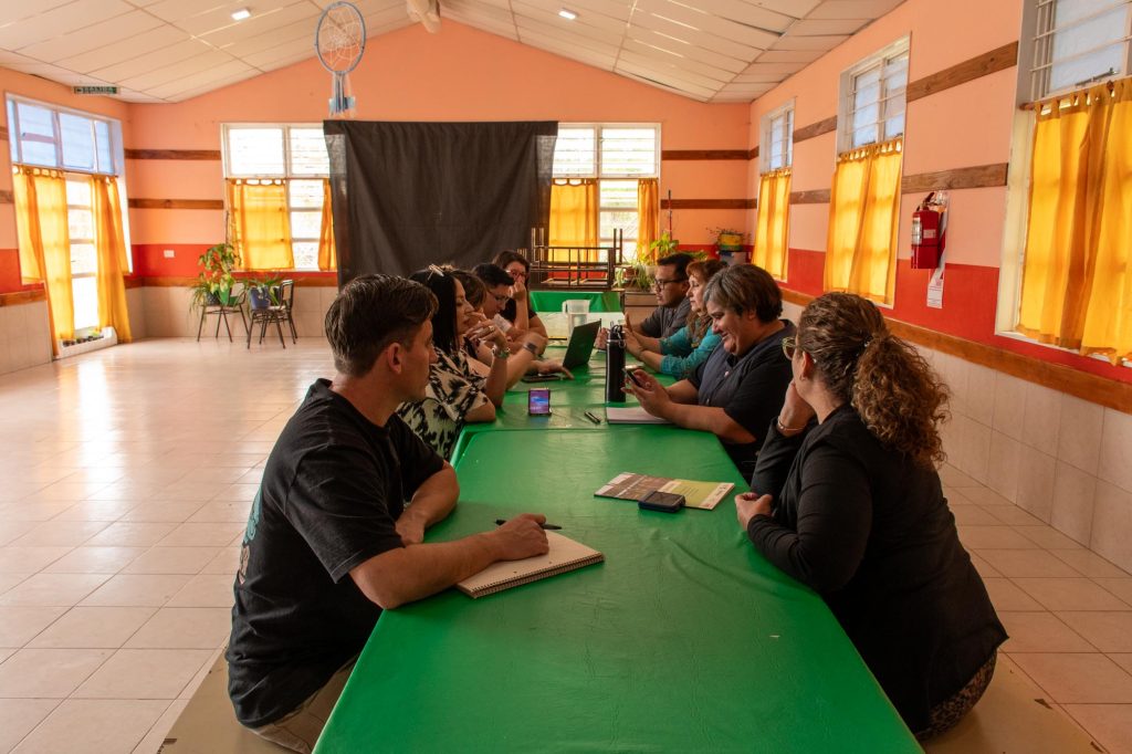 03-11- Sauzal Bonito - Recorrida visita candidatas vocales- Ruralidad_ Esc. N° 243 (46)