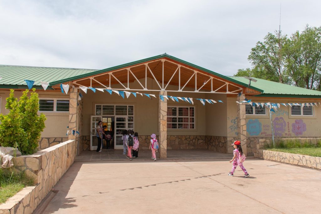 03-11- Sauzal Bonito - Recorrida visita candidatas vocales- Ruralidad_ Esc. N° 243 (63)