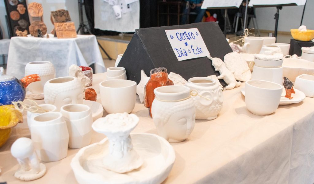 13-11- NQN- Sala Fernandez Rego_ Muestra Anual de Aerea EsteticoExpresiva _Hugo_ Educ. Privados de la Libertad (8)