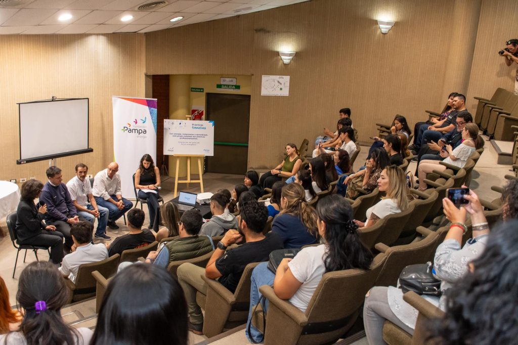 19-11- CPE_ Cierre Practicas Profecionalizantes con Fundacion PAMPA y estudiantes Tecnicosde diferentes EPE (9)