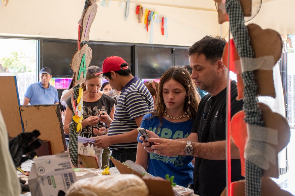 10-10 - Muestra de proyectos anual de EIAJD (16)