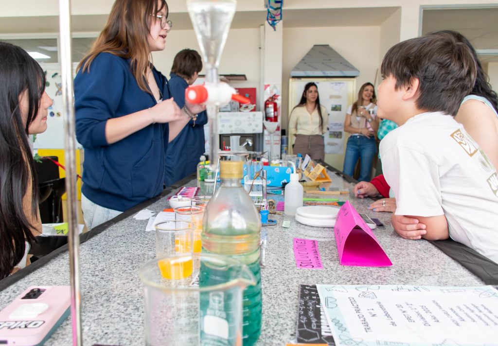 20-11-NQN_ Expo Tecnica EXPO EPET N° 20 _ (29)