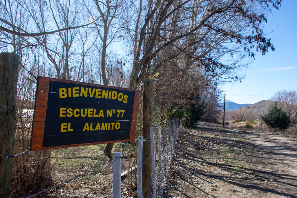 24-07 El Alamito _ RURALIDAD_ Reubicacion esc N° 77 y Recorrida x esc con autoridades de el establecimiento y CPE Fatima Piussi (124)