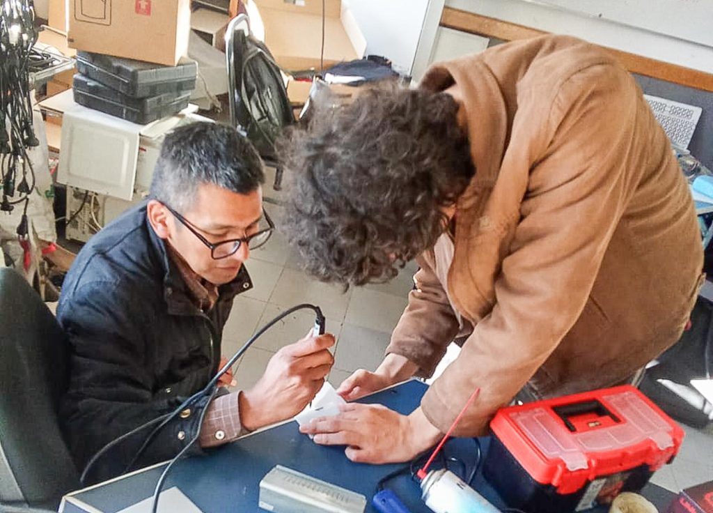 Editadas_ Proyecto satelite escolar EPET 12 - finalistas EducaTIC (10)