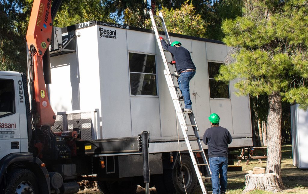 26-04 Nayahue _ adaptan aulacontainer para esc 207 (9)