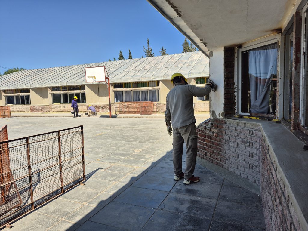 Mantenimiento de verano Escuela N°1 Neuquén capital (3)