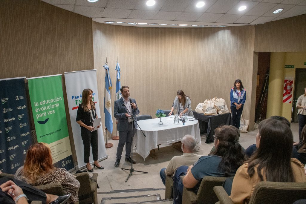 Entrega certificado educacion digital-12