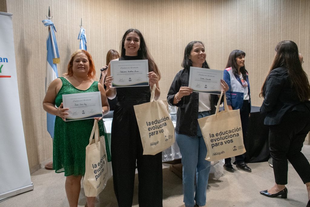 Entrega certificado educacion digital-38