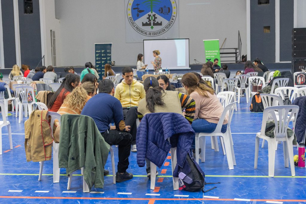 150626 Encuentro de ECAP Neuquén Capital EPET N° 8 (28)