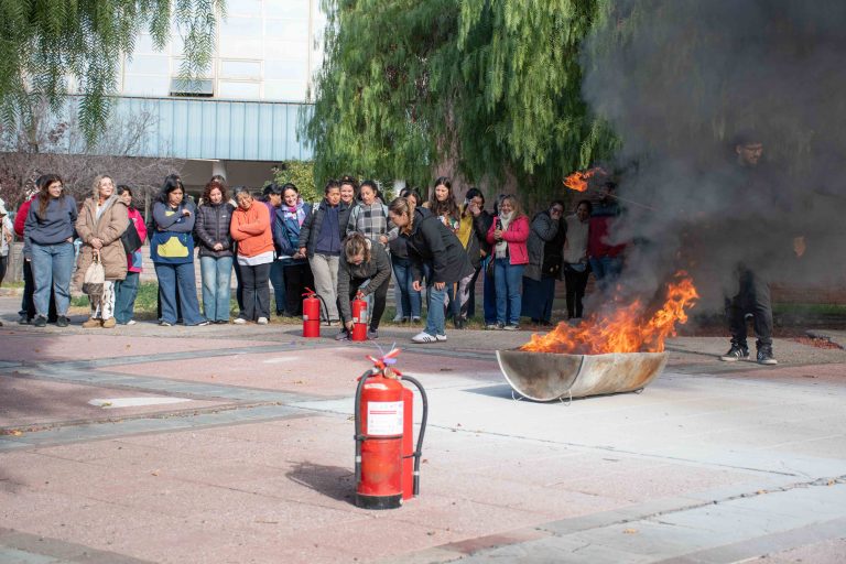Capacitacion Auxiliares de servicio - Seguridad e higiene (13)