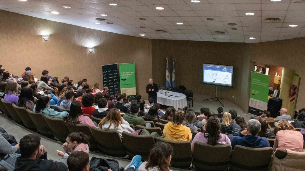 Capacitación Educacion Fisica - Auditorio (22)