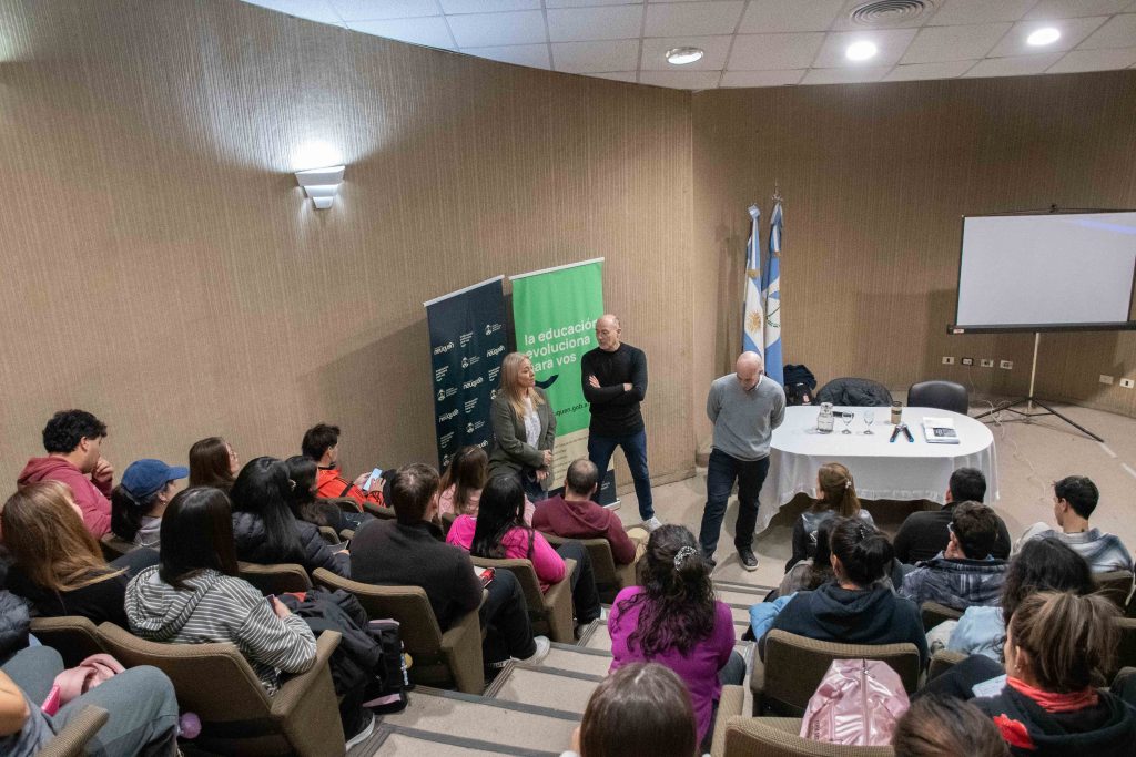 Capacitación Educacion Fisica - Auditorio (6)