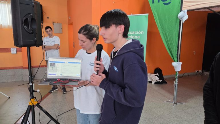 020626 Plan Pehuén Zapala formación para incorporar tecnología en el aula (3)
