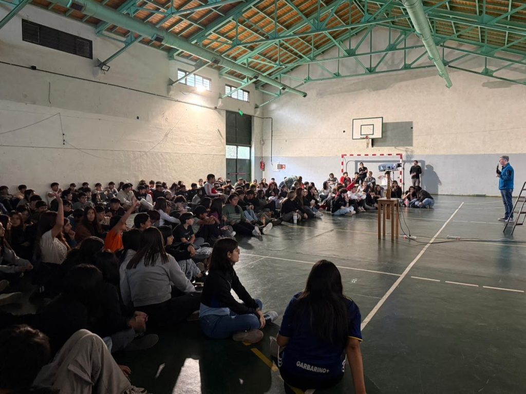 CPEM 57 sma - proyecto malvinas (7)